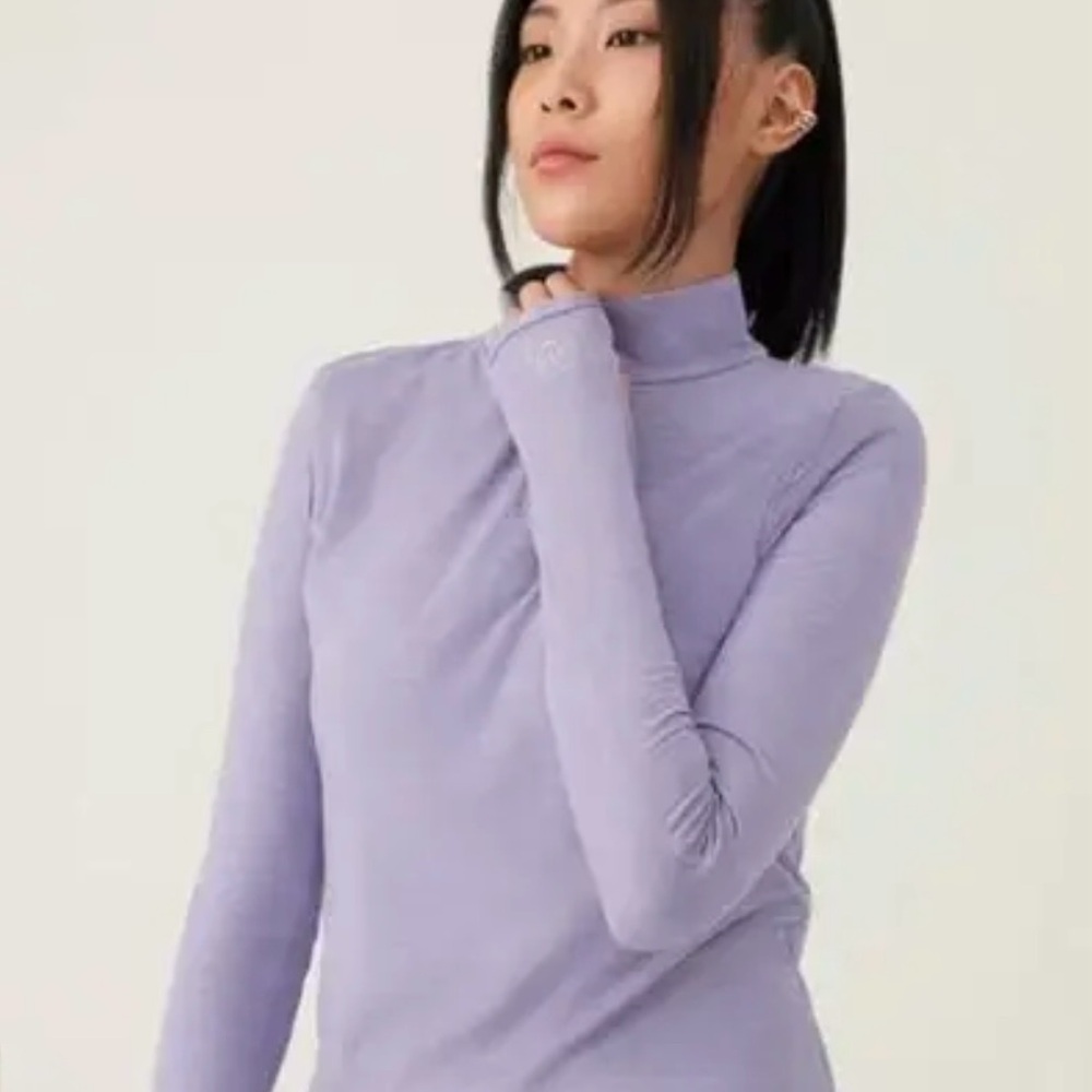 Allbirds NWT Lavender Turtleneck Long Sleeve Top